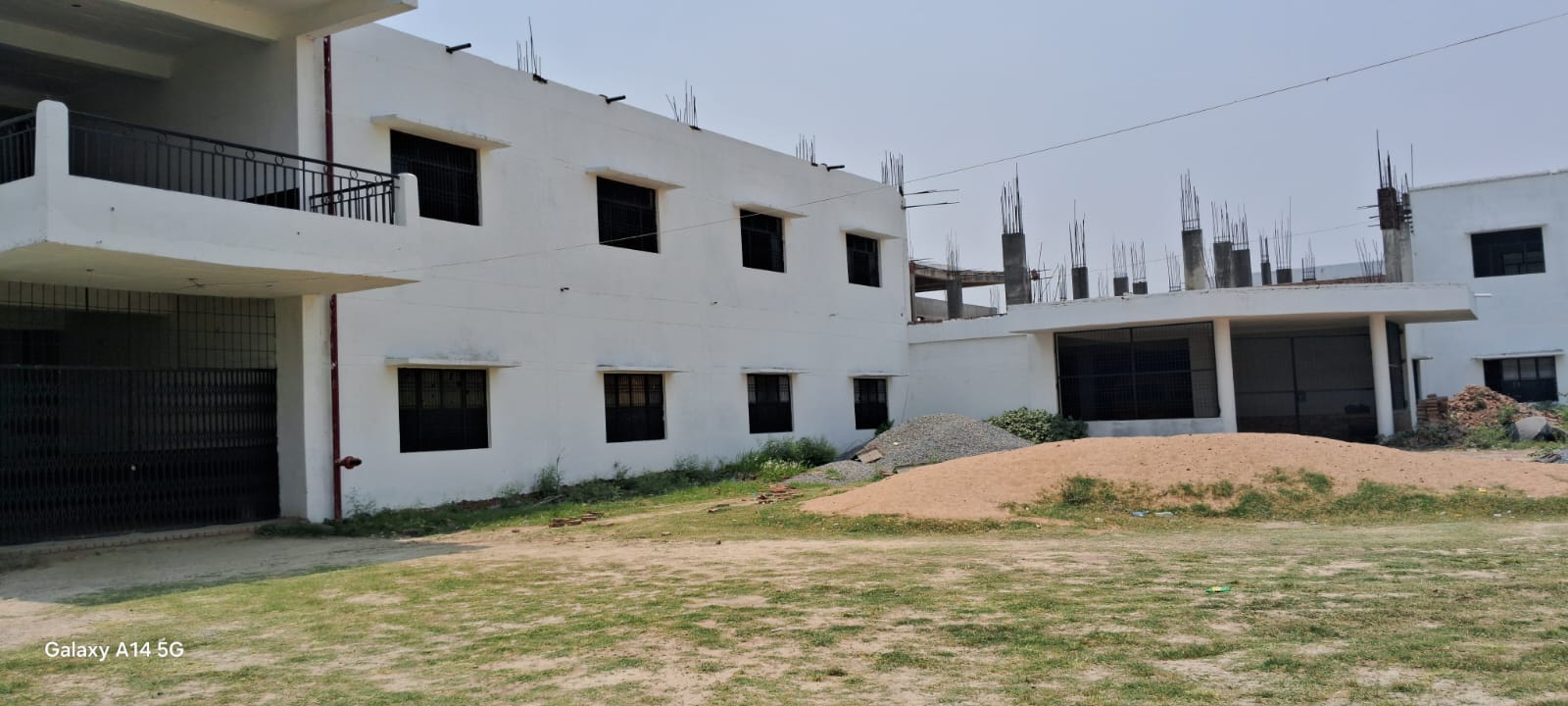 Banner : SHYAM KARAN SMARAK INTER COLLEGE